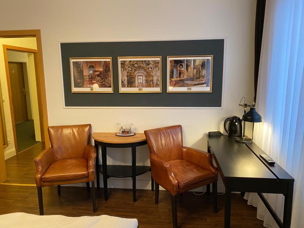 Hotel Niedersachsen Quakenbrück Esterno foto
